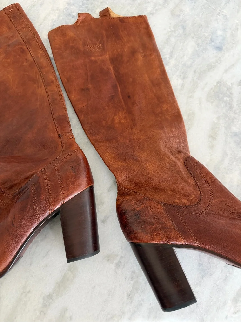Frye Carson Heel Tab Brown Leather Heeled Boots - Picture 7 of 8